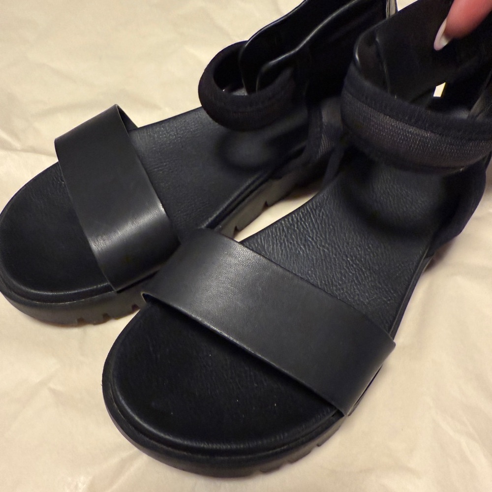 MIA Black Strappy Sandals